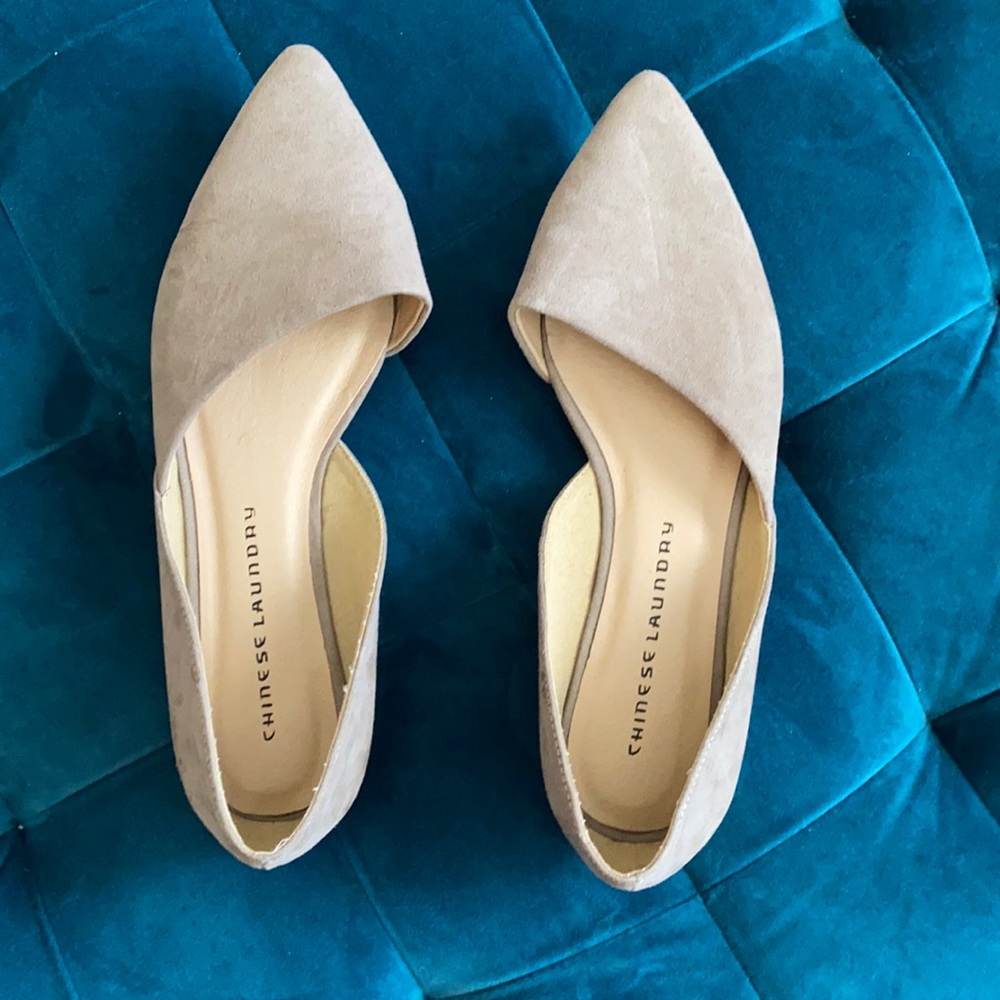 Chinese Laundry pointed toe flats